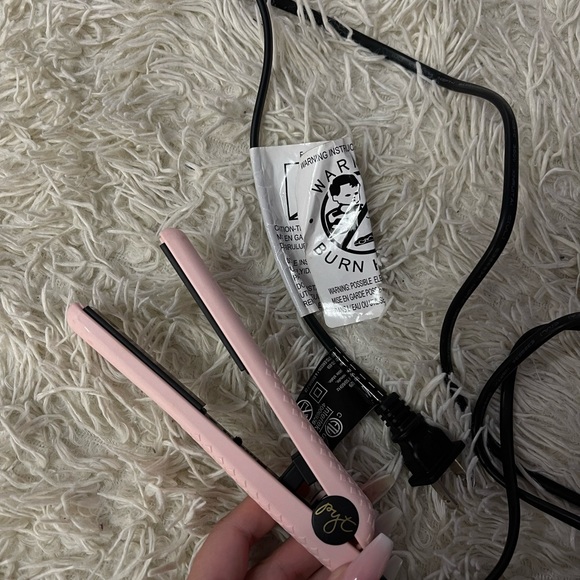 • PYT MINI HAIR STRAIGHTENER FLAT IRON CERAMIC STYLING TOOL-PINK - Picture 2 of 5